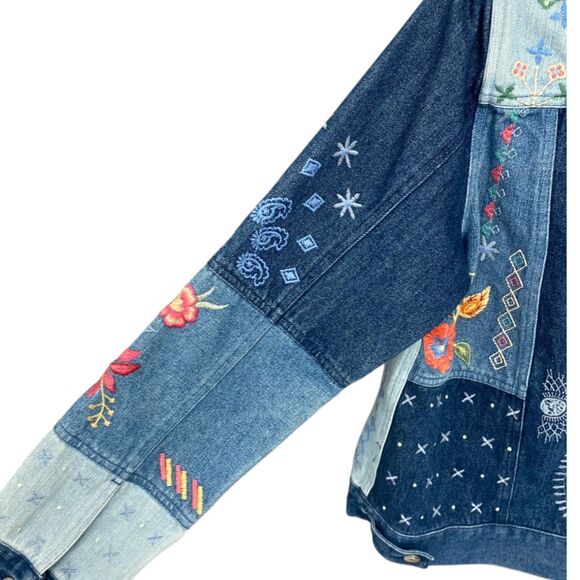 Johnny Was Floral Embroidered Denim Jacket Boho Patchwork Blue Jean Small - Picture 4 of 11